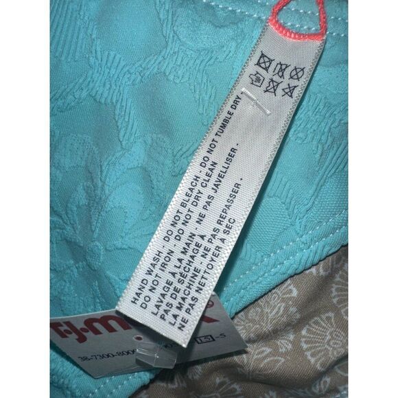 NWT Free People Free-EST The Traci Bikini Bottoms 
Size Medium - Picture 10 of 13